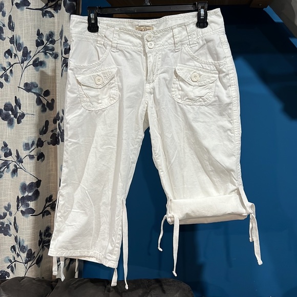 Low rise, Be Bop, adjustable height Capri/shorts - Picture 7 of 11